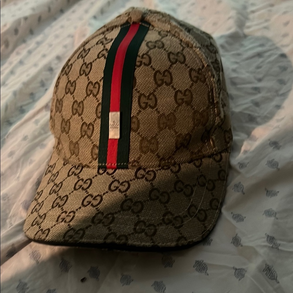 Gucci Tan Monogram Cap with Stripe